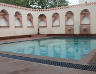 bharat-mahal-swimming-pool