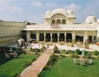 hotel-bhadrawati-palace