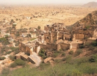 Neemrana Fort Palace Old View1