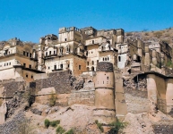 Neemrana Fort Palace Old View2